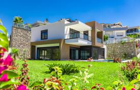 5 dormitorio villa 272 m² en Kargicak, Turquía. 66 634 000 TRY