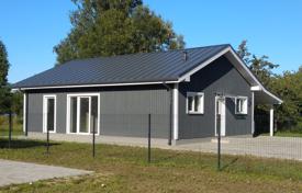 4 dormitorio casa de pueblo 112 m² en Kurzeme District, Letonia. 210 000 €