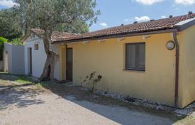 10 dormitorio finca rústica 479 m² en Perugia, Italia. 760 000 €