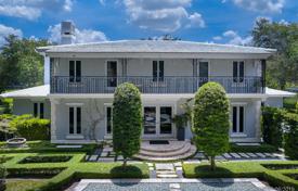 Villa – Coral Gables, Florida, Estados Unidos. $4 395 000