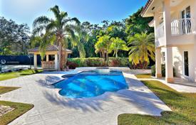 Villa – Pinecrest, Florida, Estados Unidos. $2 250 000