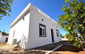 3 dormitorio villa 206 m² en Loule, Portugal. 470 000 €