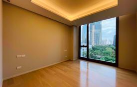 2-dormitorio apartamentos en condominio en Pathum Wan, Tailandia. $727 000