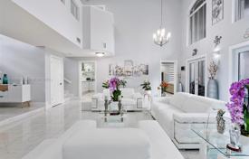 Casa de pueblo – West End, Miami, Florida,  Estados Unidos. $1 895 000