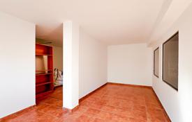 3 dormitorio chalet 223 m² en El Médano, España. 570 000 €