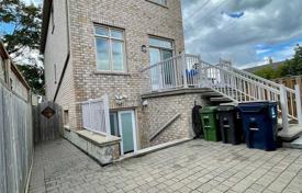 4 dormitorio casa de pueblo en York, Canadá. C$1 580 000