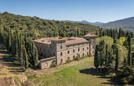 29 dormitorio villa 4000 m² en Pomarance, Italia. 1 200 000 €
