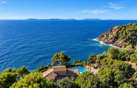 8 dormitorio villa 330 m² en Rayol-Canadel-sur-Mer, Francia. 6 995 000 €