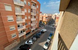 4 dormitorio piso 95 m² en Orihuela, España. 132 000 €