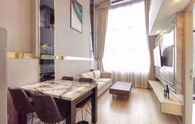 1 dormitorio piso en Sathon, Tailandia. $354 000