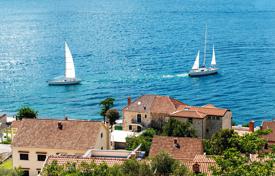5 dormitorio villa 342 m² en Kotor city, Montenegro. 1 595 000 €