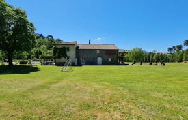 9 dormitorio villa en Lucca, Italia. 1 550 000 €