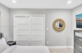 3 dormitorio casa de pueblo 156 m² en Miami, Estados Unidos. $1 100 000
