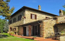 8 dormitorio villa 600 m² en Monte San Savino, Italia. 600 000 €
