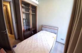 2-dormitorio apartamentos en condominio en Watthana, Tailandia. $751 000