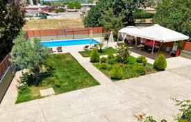 3 dormitorio casa de pueblo 140 m² en Korinthia, Grecia. 280 000 €