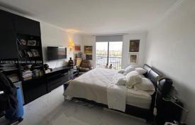 2-dormitorio apartamentos en condominio 141 m² en Aventura, Estados Unidos. $580 000