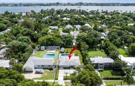 Casa de pueblo – West Palm Beach, Florida, Estados Unidos. $1 140 000