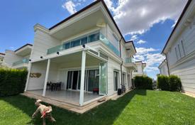 4 dormitorio villa en Döşemealtı, Turquía. 27 239 000 TRY
