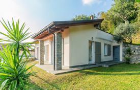 9 dormitorio villa en Cernobbio, Italia. 2 200 000 €