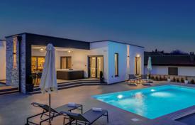 4 dormitorio casa de pueblo 120 m² en Žminj, Croacia. 650 000 €