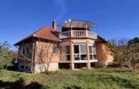 4 dormitorio casa de pueblo 290 m² en Heviz, Hungría. Price on request