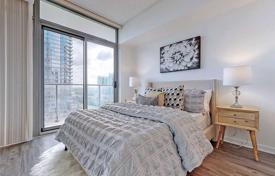 Piso – The Queensway, Toronto, Ontario,  Canadá. C$779 000