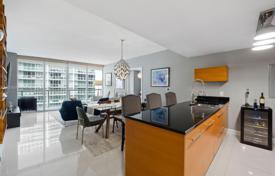 2-dormitorio apartamentos en condominio 108 m² en Miami, Estados Unidos. $969 000