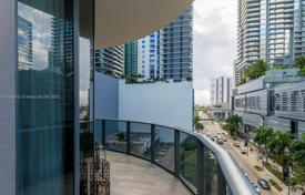 2-dormitorio apartamentos en condominio 90 m² en Miami, Estados Unidos. $1 075 000