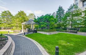 5 dormitorio piso en North York, Canadá. C$915 000