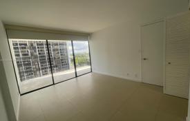 1-dormitorio apartamentos en condominio 81 m² en Miami, Estados Unidos. $472 000