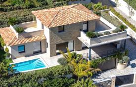 5 dormitorio villa en Sainte-Maxime, Francia. 1 890 000 €