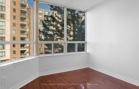 5 dormitorio piso en North York, Canadá. C$785 000