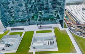 5 dormitorio piso en Yonge Street, Canadá. C$908 000