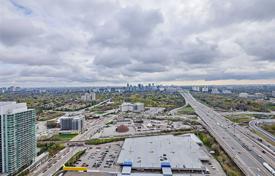 4 dormitorio piso en North York, Canadá. C$769 000