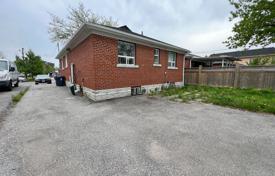 8 dormitorio casa de pueblo en Scarborough, Canadá. C$1 766 000