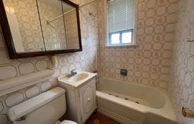6 dormitorio casa de pueblo en Etobicoke, Canadá. C$1 318 000