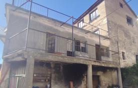 8 dormitorio casa de pueblo 130 m² en Sibenik-Knin, Croacia. 250 000 €