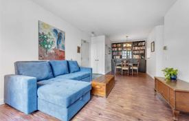 2 dormitorio piso en Old Toronto, Canadá. C$706 000