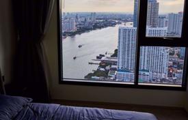 2-dormitorio apartamentos en condominio en Bangkok, Tailandia. $558 000