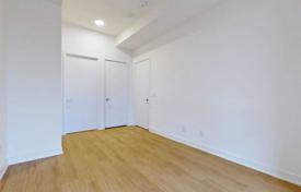 6 dormitorio piso en North York, Canadá. C$841 000