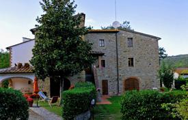 Chalet – Monte San Savino, Toscana, Italia. 800 000 €