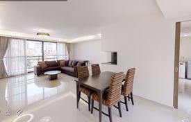 3-dormitorio apartamentos en condominio en Watthana, Tailandia. $2 700  por semana