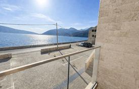 2 dormitorio piso 69 m² en Tivat city, Montenegro. 385 000 €