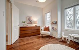11 dormitorio adosado en Old Toronto, Canadá. C$1 783 000