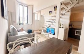 2 dormitorio piso 80 m² en Florencia, Italia. 395 000 €