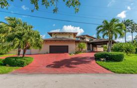 Villa – Miami, Florida, Estados Unidos. 8 802 000 €