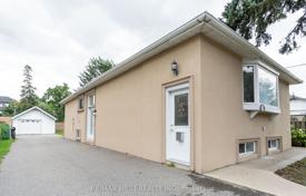 11 dormitorio casa de pueblo en Etobicoke, Canadá. C$1 779 000