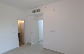 5 dormitorio piso 125 m² en Bat Yam, Israel. $1 414 000