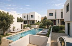 New residential complex with apartments and villas en Peyia, Chipre. de 425 000 €